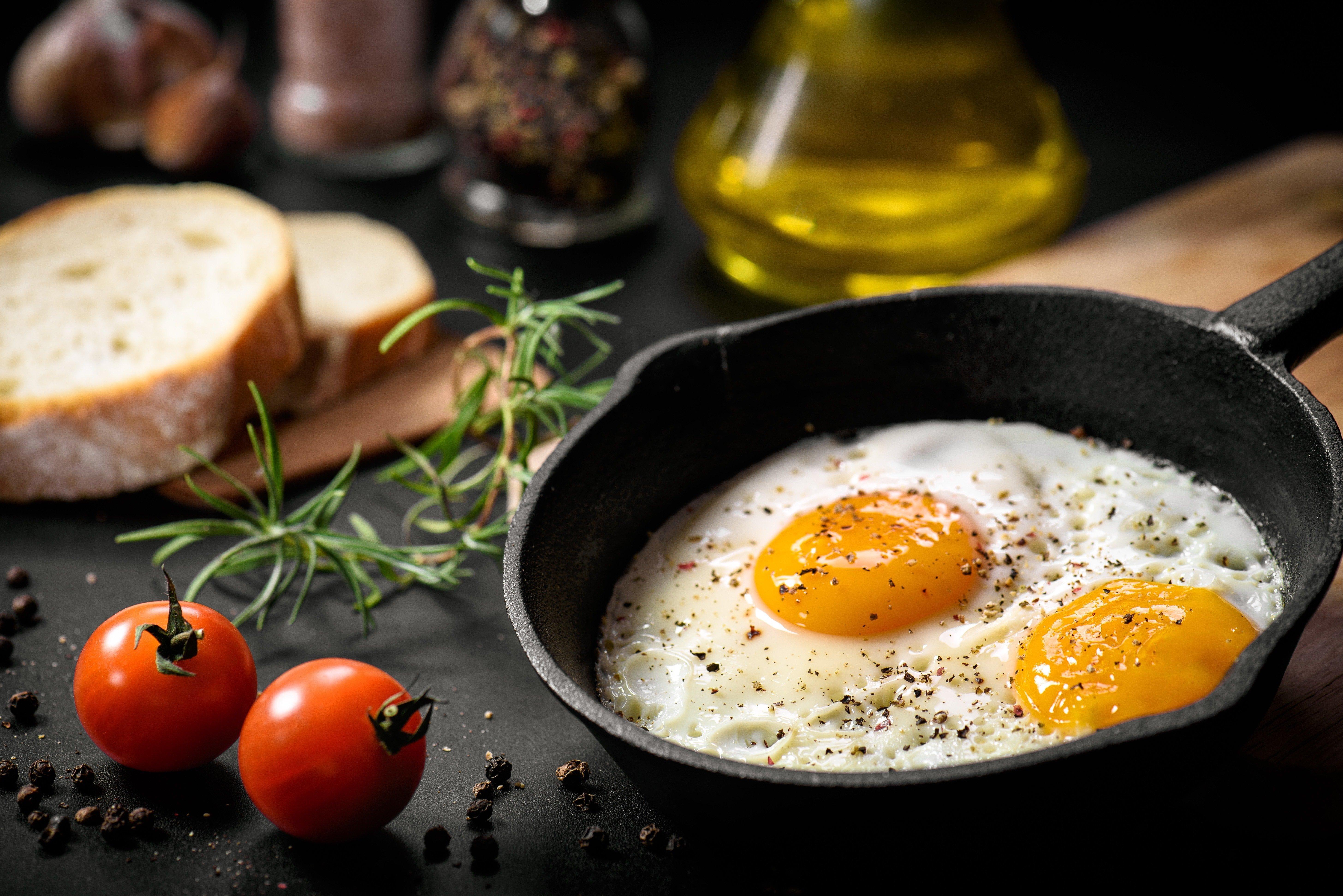 Voco Dubai By Ihg Hotel Bagian luar foto Fried eggs